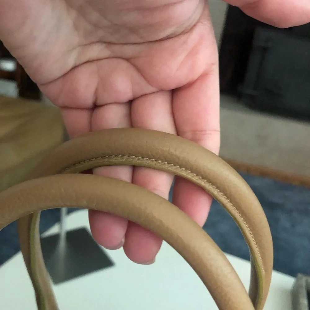Chanel medium Executive Cerf Tote
